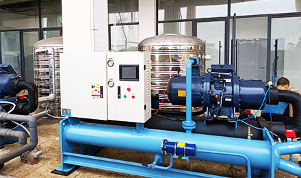 水冷螺桿冷水機(jī)80匹，金銀首飾加工冷卻使用